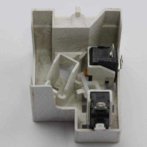 SDDE9402067A DE9402067A-DE94-02067A-assembly-body-latch-lower