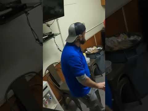 SDLIFE: Sweet Tea hot takes with Devin ☕️